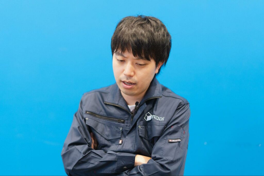 事業の急拡大に伴い、請求書の数も急増。紙の請求書処理に限界を感じる